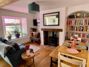 Quiet & Cosy 2-Bedroom Cottage in Coltishall